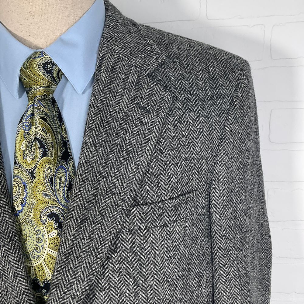Jos. A. Bank Gray Herringbone Blazer